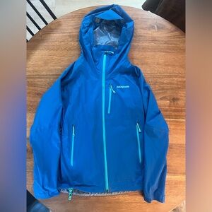 Patagonia rain shell